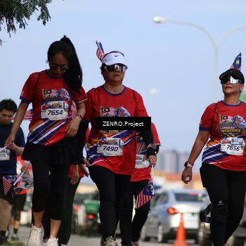 Runner Photo 6012882