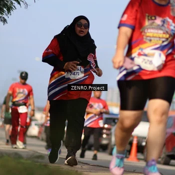 Runner Photo 6012904
