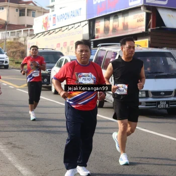 Runner Photo 6012910