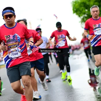 Runner Photo 6012913