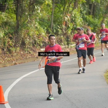 Runner Photo 6012915