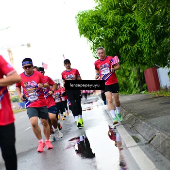 Runner Photo 6012922
