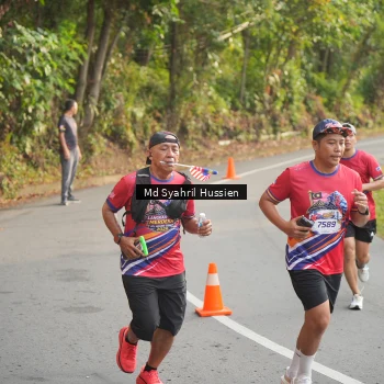 Runner Photo 6012924