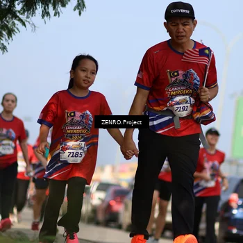 Runner Photo 6012925