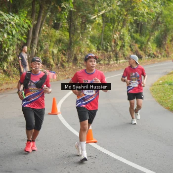 Runner Photo 6012930