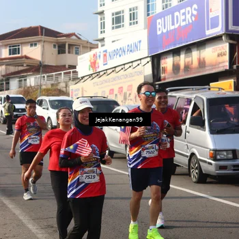 Runner Photo 6012933