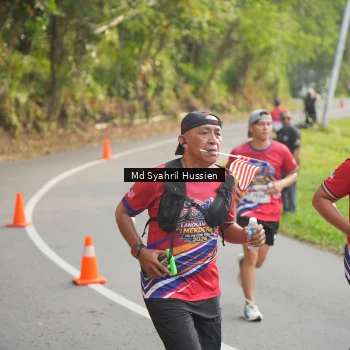 Runner Photo 6012934