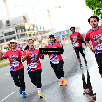 Runner Photo 6012936