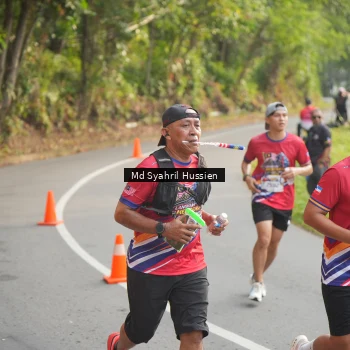 Runner Photo 6012944