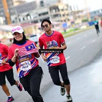 Runner Photo 6012973