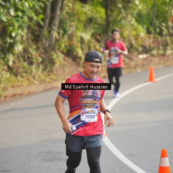 Runner Photo 6012978