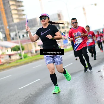 Runner Photo 6012991
