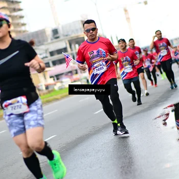 Runner Photo 6012999