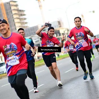 Runner Photo 6013040