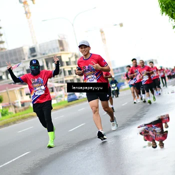 Runner Photo 6013060
