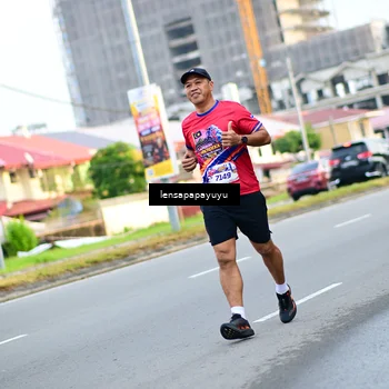 Runner Photo 6013077
