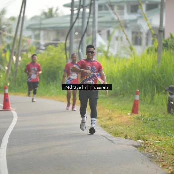 Runner Photo 6013107