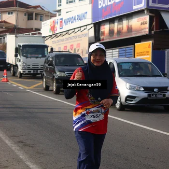 Runner Photo 6013109