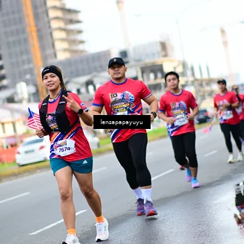 Runner Photo 6013121