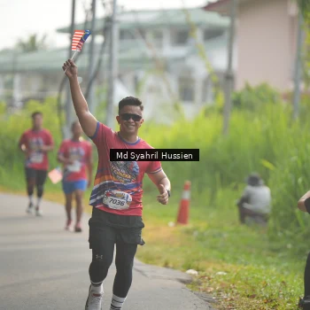 Runner Photo 6013123