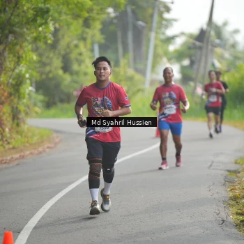 Runner Photo 6013126