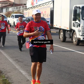 Runner Photo 6013128