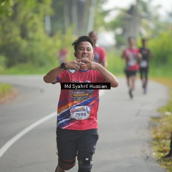 Runner Photo 6013142