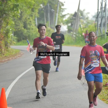 Runner Photo 6013157