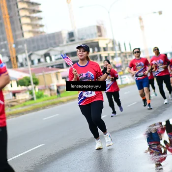 Runner Photo 6013158