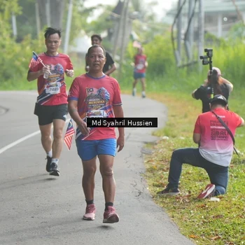 Runner Photo 6013161