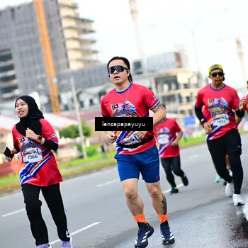Runner Photo 6013178
