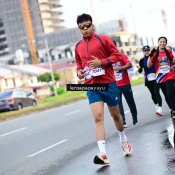 Runner Photo 6013286