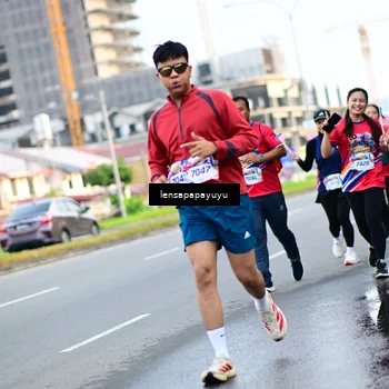 Runner Photo 6013301