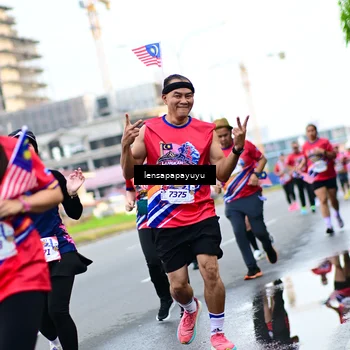 Runner Photo 6013330