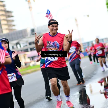 Runner Photo 6013342