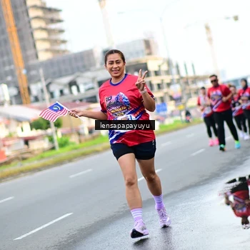 Runner Photo 6013365