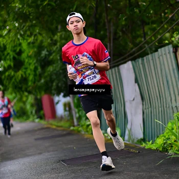 Runner Photo 6013402