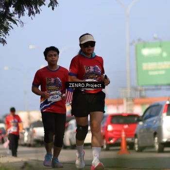 Runner Photo 6013421