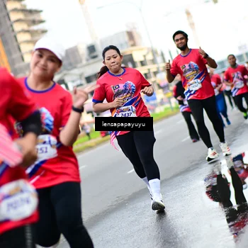 Runner Photo 6013448