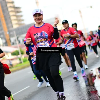 Runner Photo 6013545