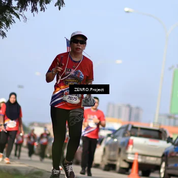 Runner Photo 6013556