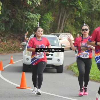 Runner Photo 6013611