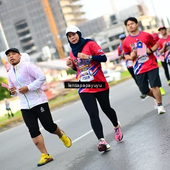 Runner Photo 6013612