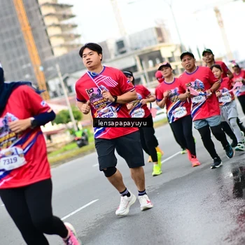 Runner Photo 6013619