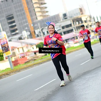 Runner Photo 6013679