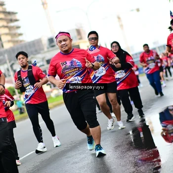 Runner Photo 6013744