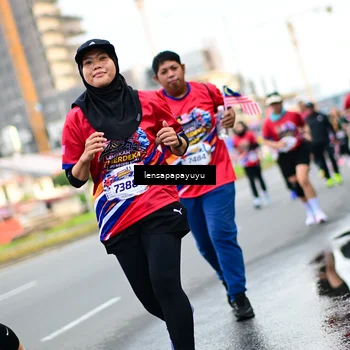 Runner Photo 6013796