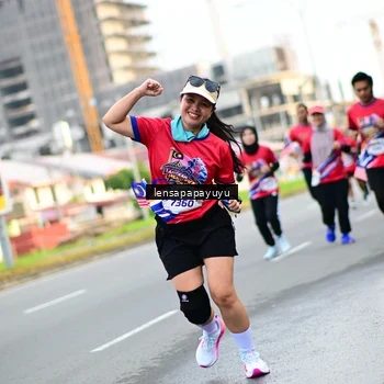 Runner Photo 6013824