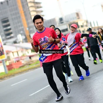 Runner Photo 6013825