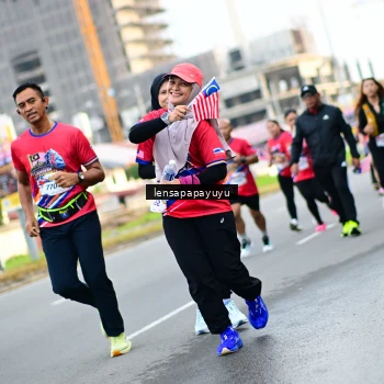 Runner Photo 6013842